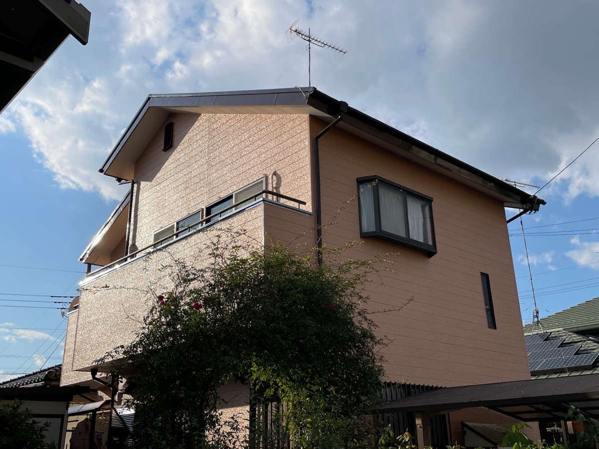 筑西市　H様邸 玄関リフォームも施工し新築のように